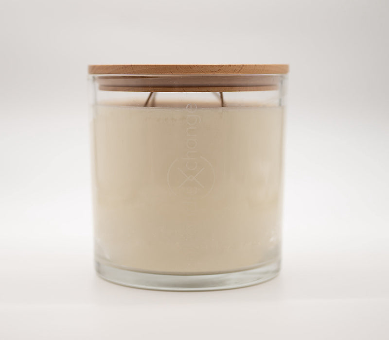 NEW - Gardenia 1.5L Glass Candle